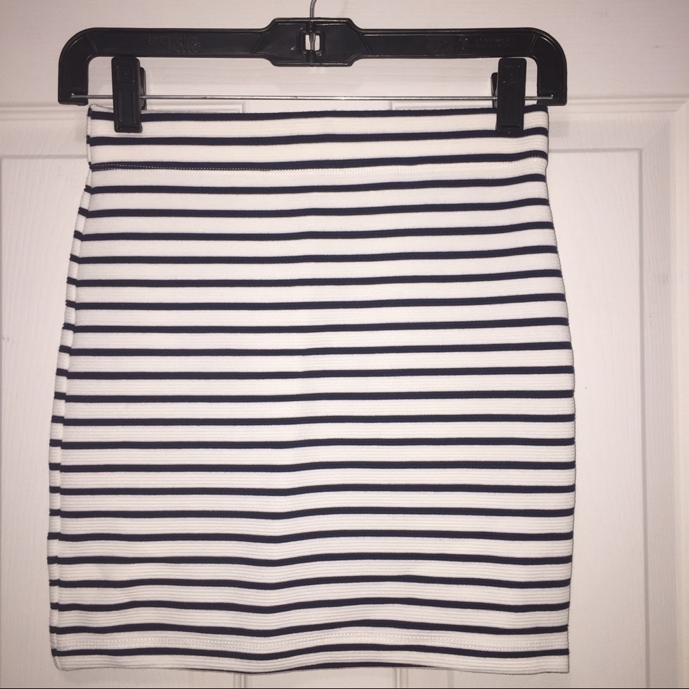 Forever 21 skirt